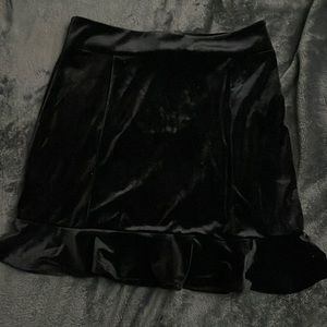 NEW!! Forever 21 Velvety Ruffled Black Skirt